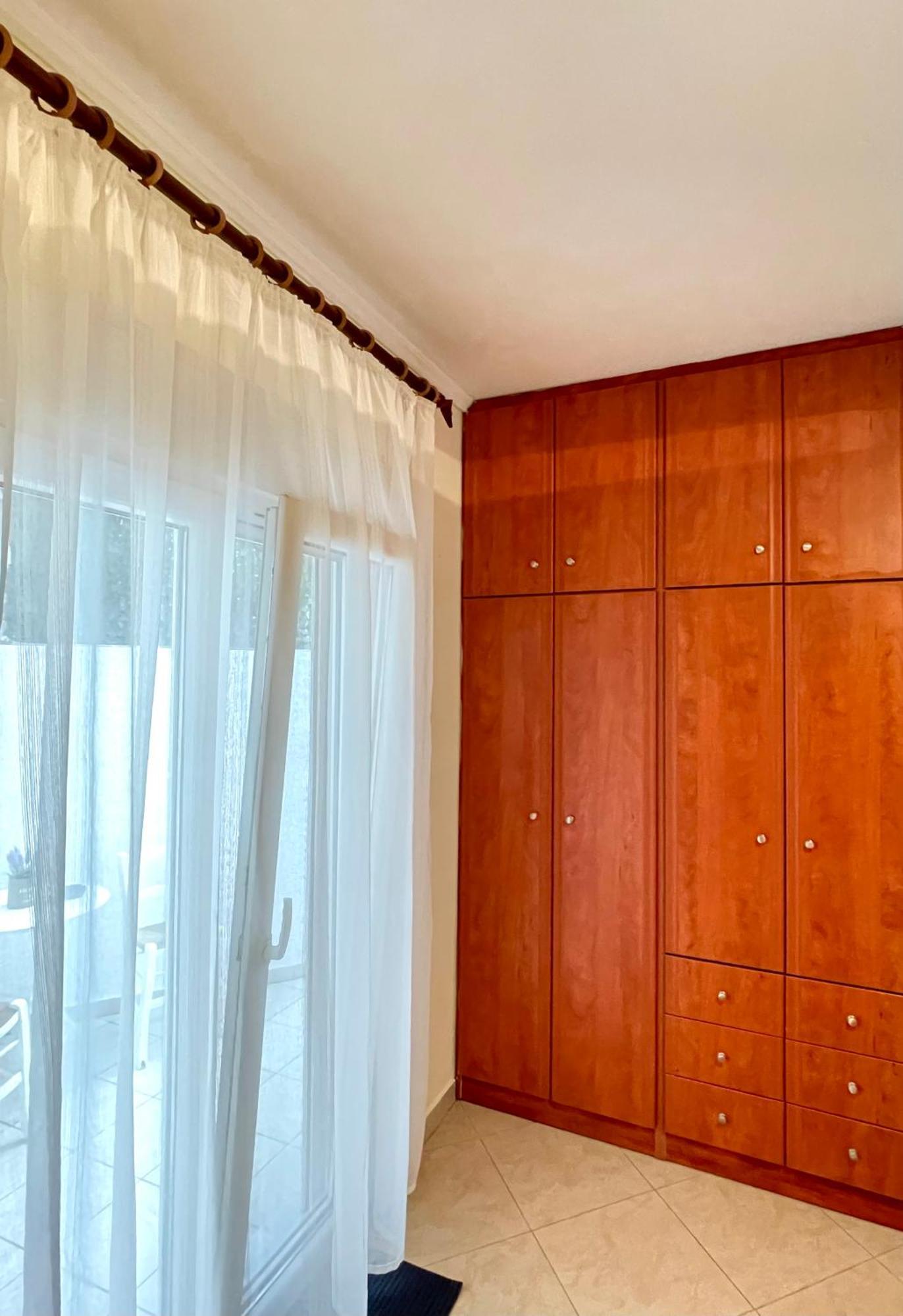 Minimal Apartment 卡瓦拉 外观 照片